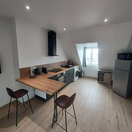 Bel Appartement F2 Hyper Centre Refait A Neuf Coutances Exterior photo