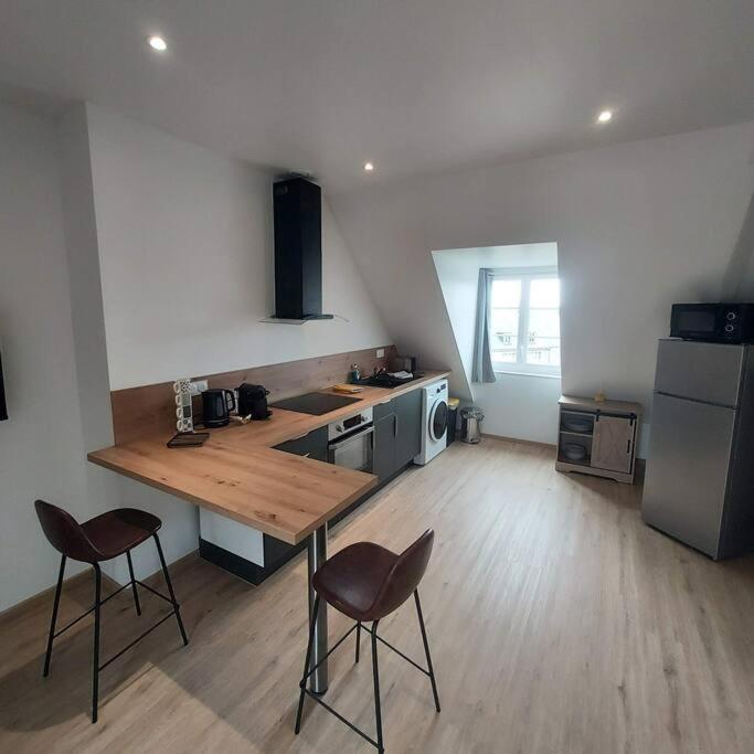 Apartment Bel F2 Hyper Centre Refait A Neuf *